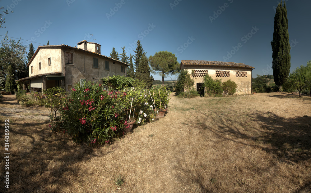 Rustico and barn in Montespertoli, Tuscany