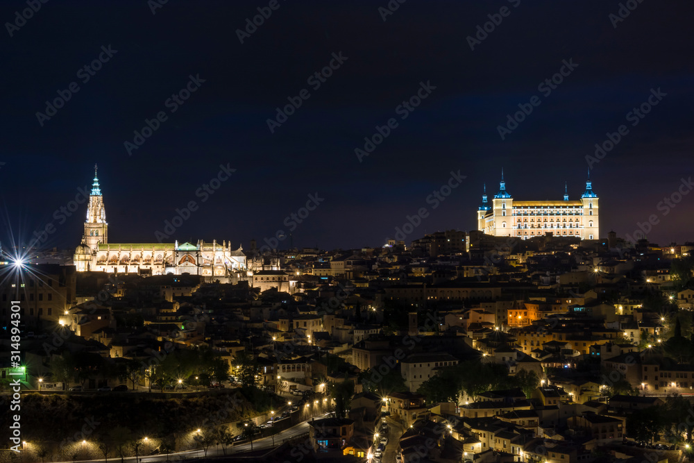  Panoramic view of the city of Toledo