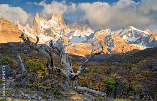 Los Glaciares National Park, Santa Cruz Province, Patagonia, Argentina, Fitz Roy mount.