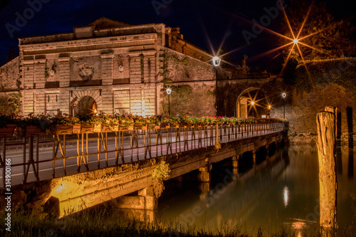 italy travel europe night