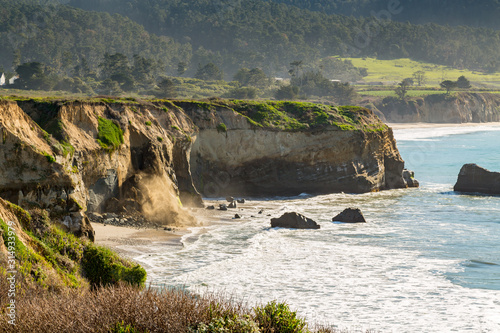 Bild auf Leinwand Coastal Erosion on California Cliffs, Pacific Ocean