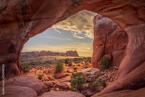 Canvas-taulu Broken Arch, Arches National Park, Moab, Utah