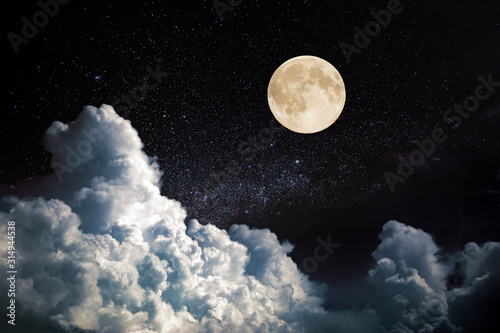 Fototapeta Naklejka Na Ścianę i Meble -  full moon on night sky