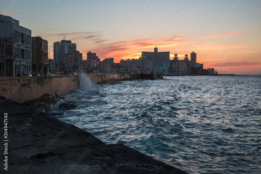Malecom la Habana sunset