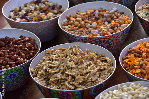 Nuts and other nuts in pretty decorated bowls © Miguel Ángel RM