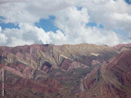 Hornocal (Cerro de los 14 colores)