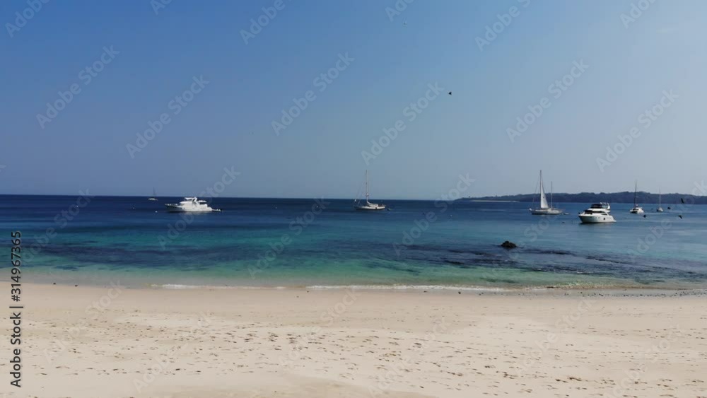 Panama in February drone shoots Contadora Island beautiful shoots of this island lost in the middle of the sea.
empty island, paradise, no tourists Panama in February drone shoots Contadora Island beautiful shoots of this island lost in the middle of the sea.
empty island, paradise, no tourists