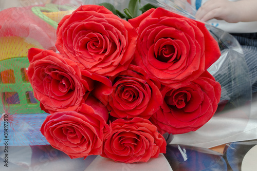 bouquet of seven red roses