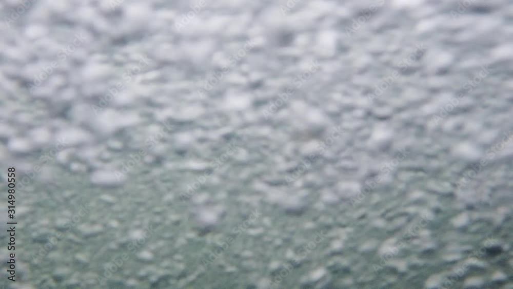 Underwater recording at high resolution of the bubbles circulation. Underwater recording at high resolution of the bubbles circulation.