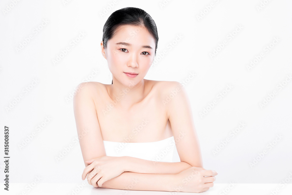 Portrait beautiful young asian woman clean fresh bare skin concept. Asian girl beauty face skincare and health wellness, Facial treatment, Perfect skin, Natural make up, on white background Portrait beautiful young asian woman clean fresh bare skin concept. Asian girl beauty face skincare and health wellness, Facial treatment, Perfect skin, Natural make up, on white background