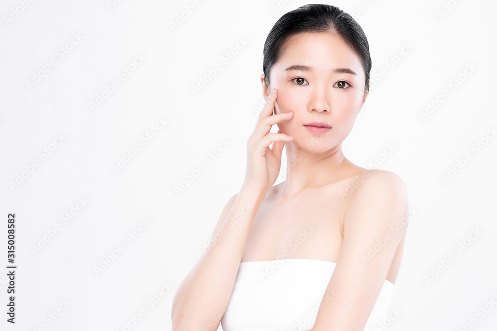 Portrait beautiful young asian woman clean fresh bare skin concept. Asian girl beauty face skincare and health wellness, Facial treatment, Perfect skin, Natural make up, on white background Portrait beautiful young asian woman clean fresh bare skin concept. Asian girl beauty face skincare and health wellness, Facial treatment, Perfect skin, Natural make up, on white background