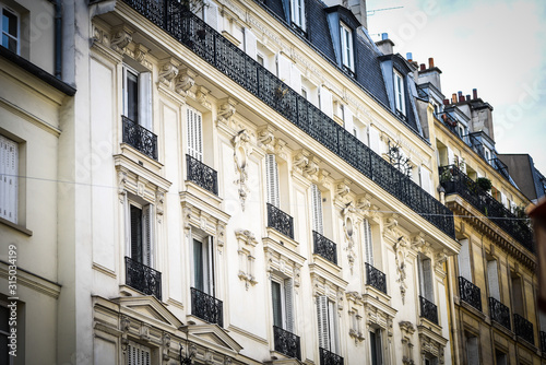 Fototapeta Naklejka Na Ścianę i Meble -  parisian streets close up view
