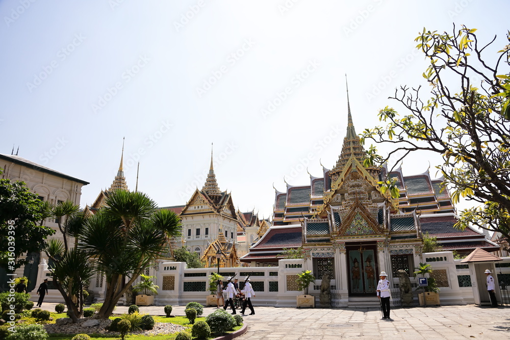 Obraz premium タイ、バンコクの宮殿郡 Wat Phra Kaeo in Bangkok,Thailand
