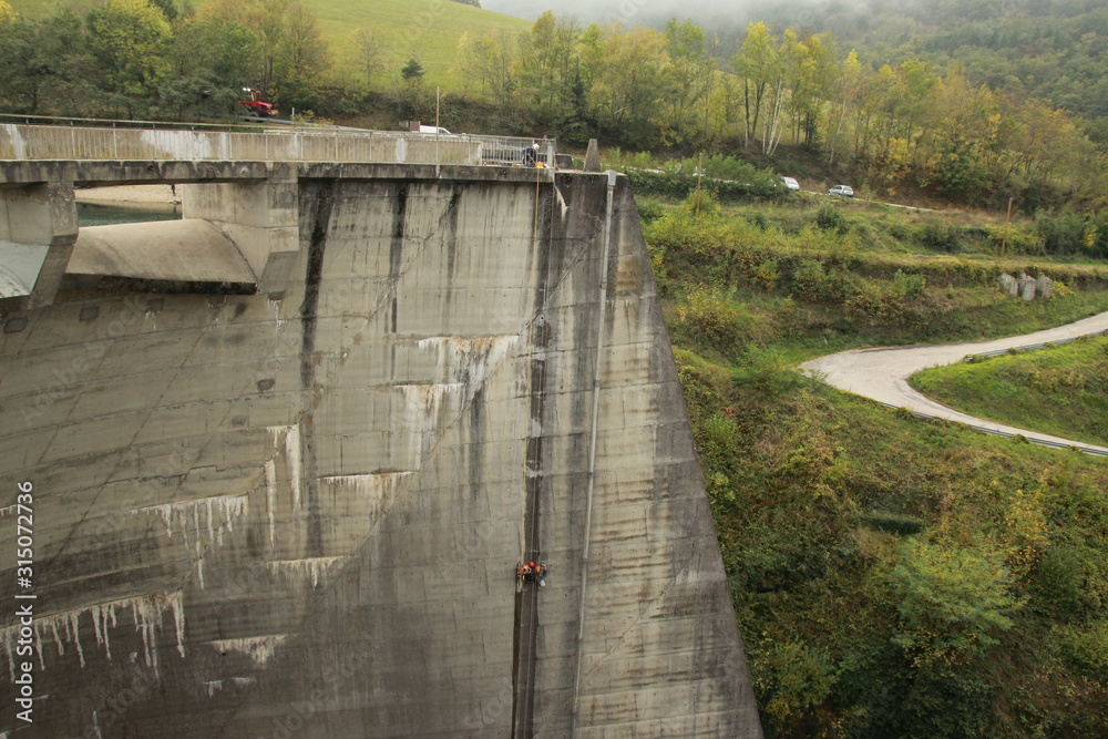 Paroie du barrage de Soulage à Saint Chamond