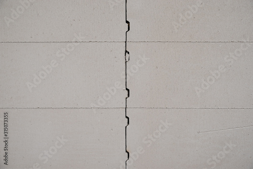 building walls of aerated concrete