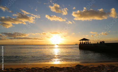 Sunset on Waikiki Beach - Oahu, Hawaii © jerzy