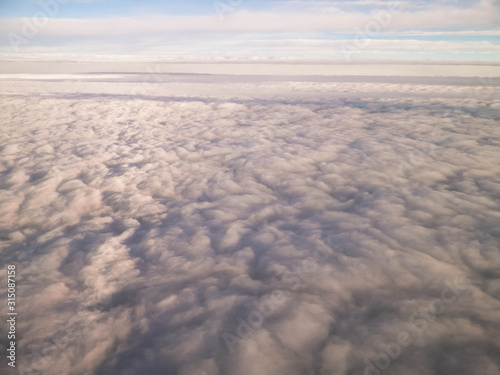 Obraz na płótnie Cloudscape form plane. w salonie