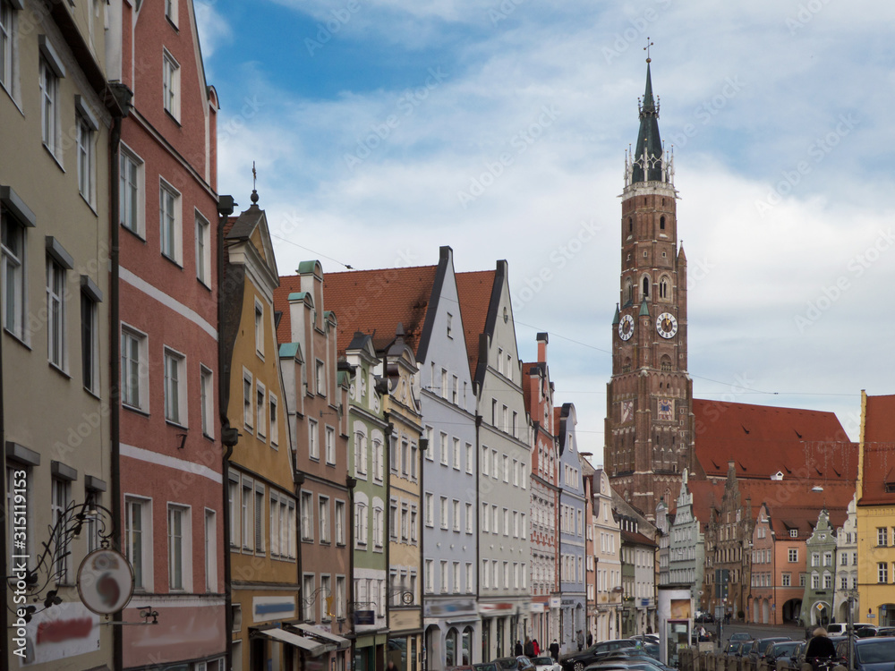 historisches Stadtbild von Landshut (Ndb.) mit Basilila St. Martin