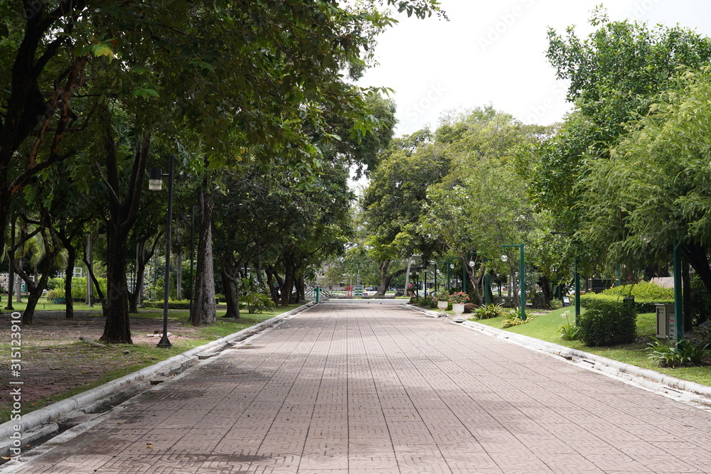 The public park is a place of government, local administrative unit. Make it a recreation place for people in various communities and cities. The public park is a place of government, local administrative unit. Make it a recreation place for people in various communities and cities.