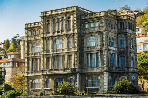 Zeki Pasa Yalisi building i...