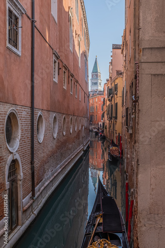 Venezia con i suoi ponti e canali © zigomo86