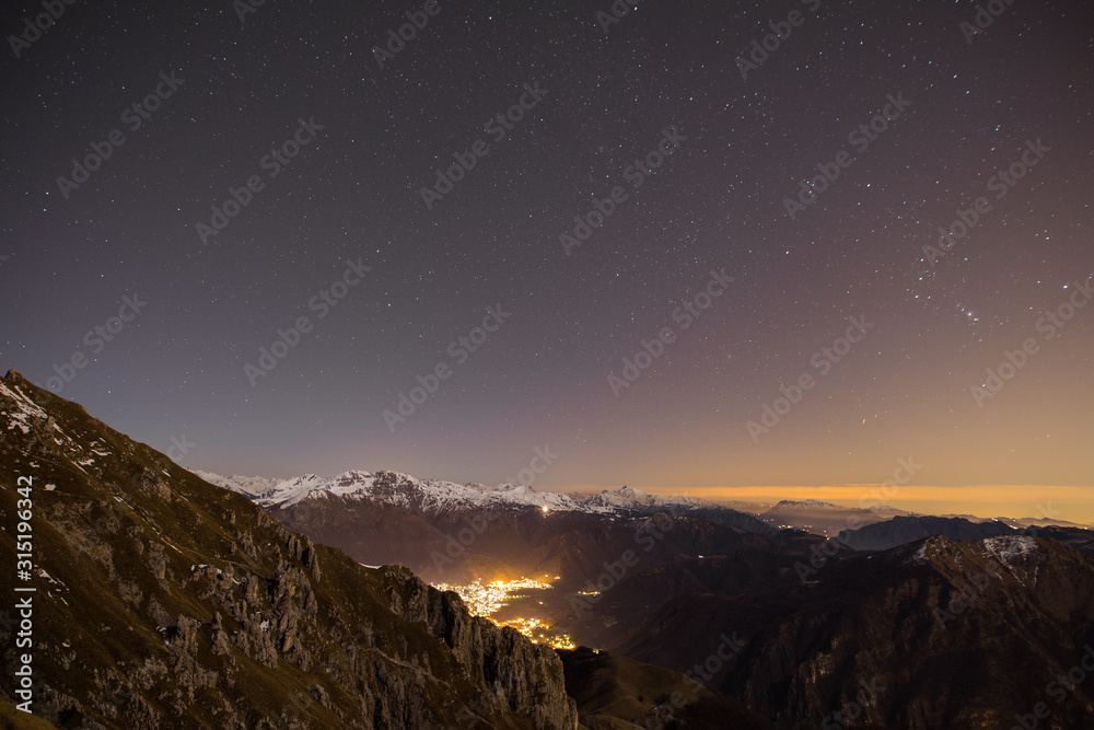 Fototapeta premium The night on the top of the Grignetta