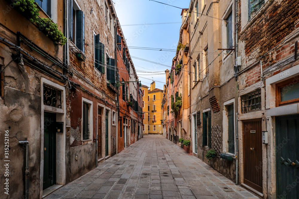 ヴェネツィアの路地裏　風景　街並み