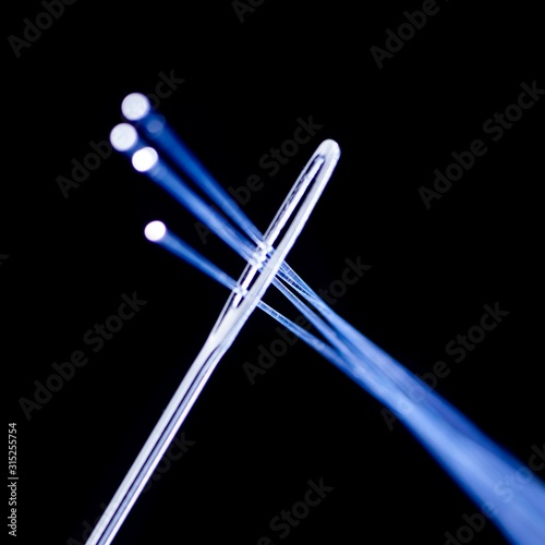 Fibre optics and needle