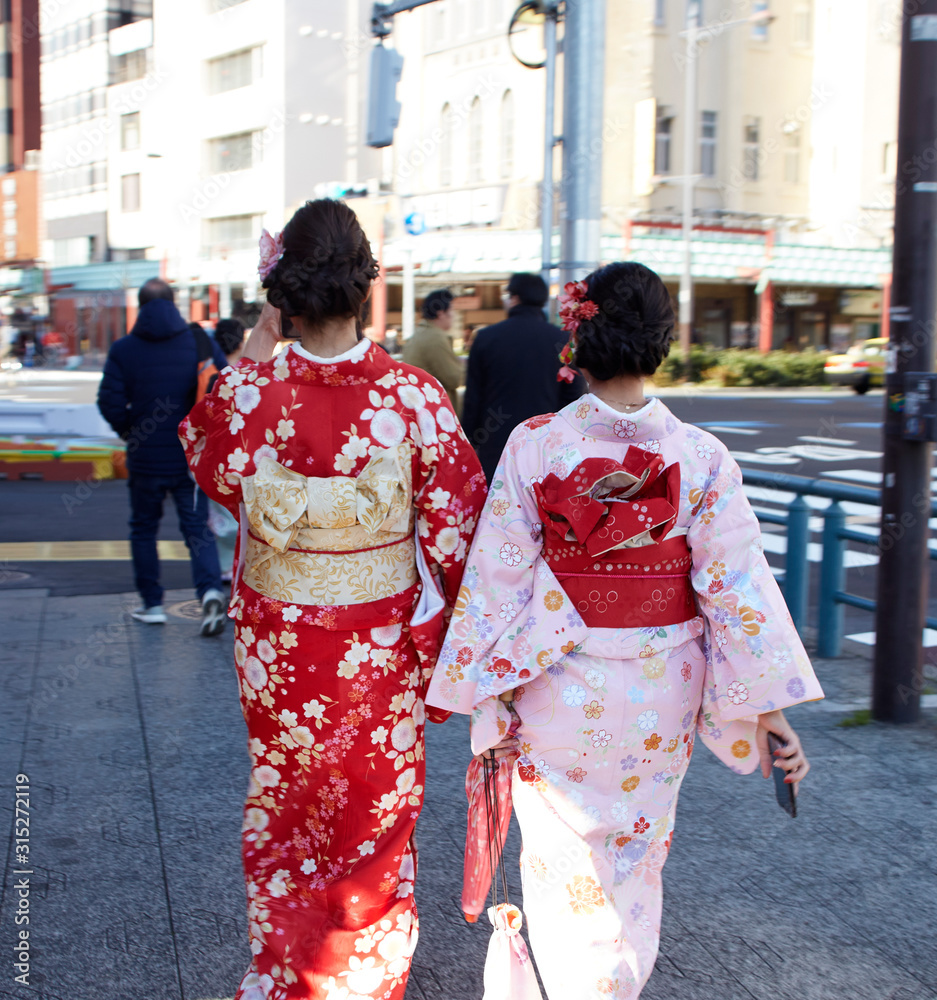 Women Wearing Kimono Costume Walking street Women Wearing Kimono Costume Walking street
