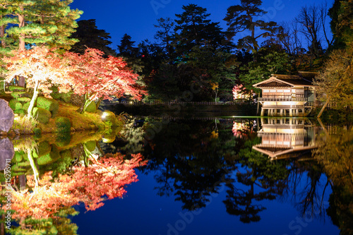 兼六園のライトアップ