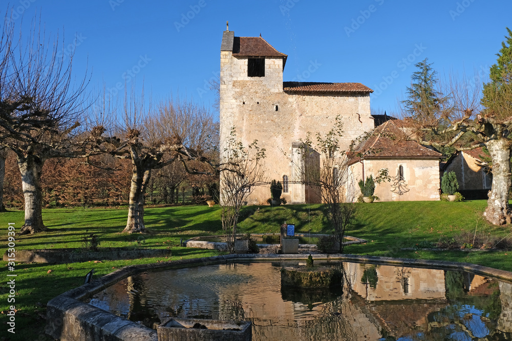 Eglise en Dordogne