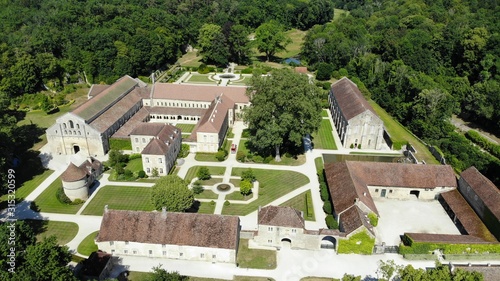 Vue aérienne de de l'Abbaye de Fontenay, France