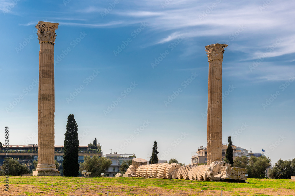The Temple of Olympian Zeus , Athens, Greece
