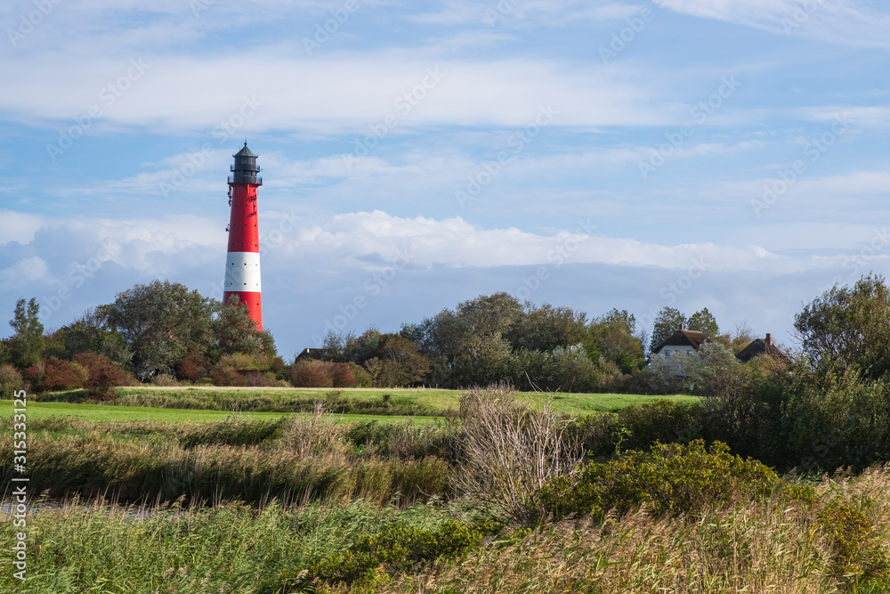 Der Leuchtturm der Insel Pellworm/Deutschland Der Leuchtturm der Insel Pellworm/Deutschland