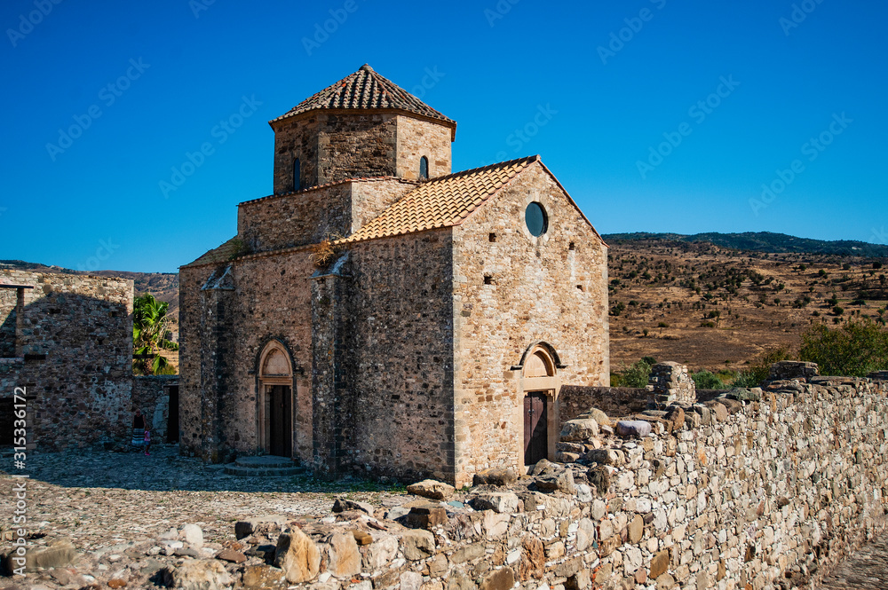 The monastery arose in the 13th century at the confluence of the Sinti River into the Xeros Potamos River. It is a wonderful monument of Cypriot-Venetian architectural style.      