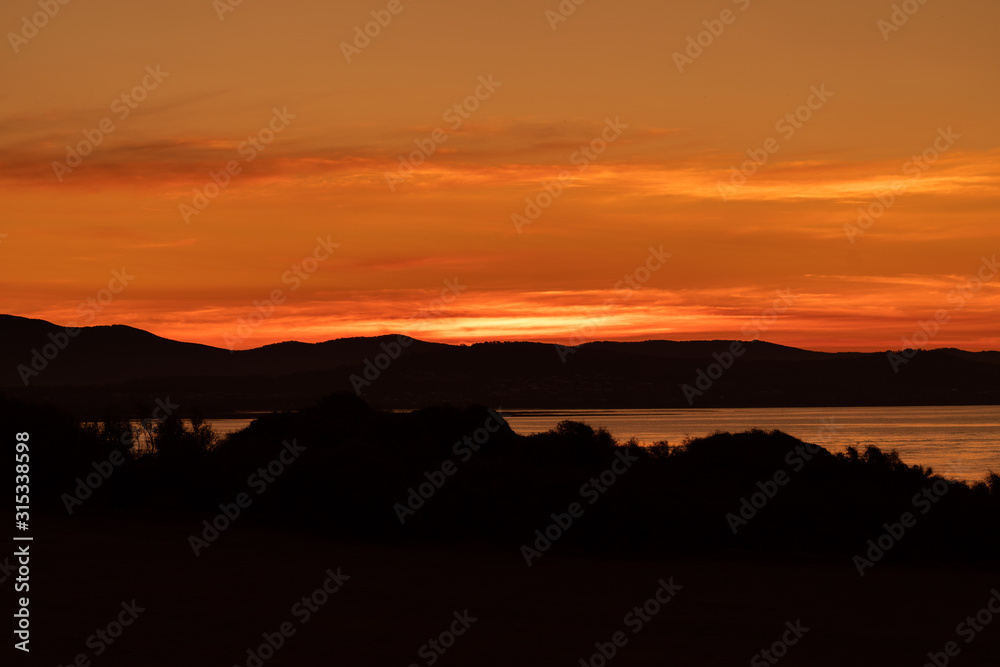 Fototapeta premium Low head sunset
