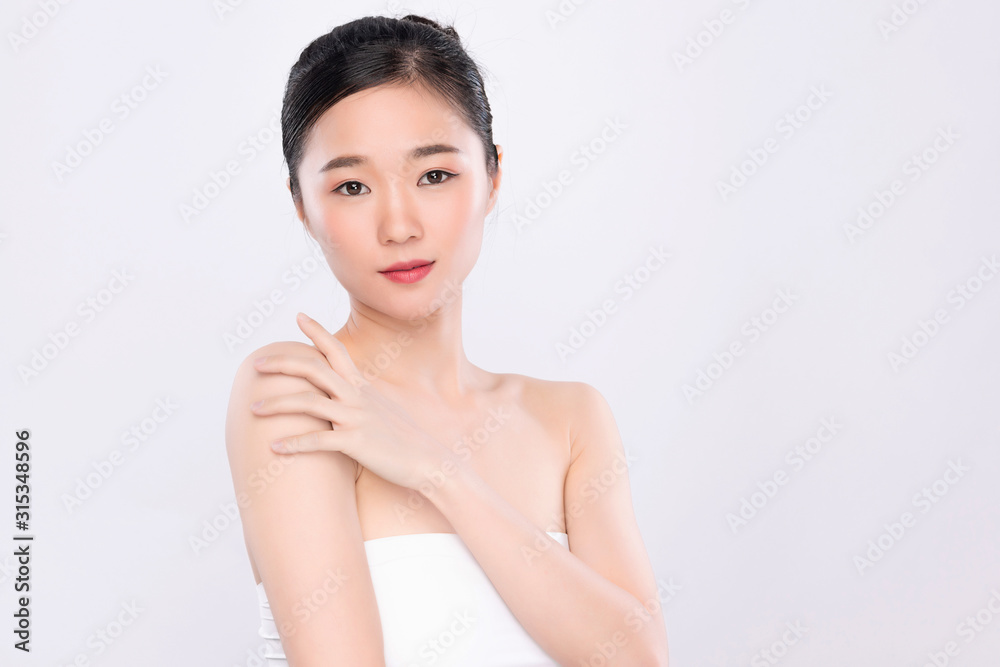 Portrait beautiful young asian woman clean fresh bare skin concept. Asian girl beauty face skincare and health wellness, Facial treatment, Perfect skin, Natural make up, on white background Portrait beautiful young asian woman clean fresh bare skin concept. Asian girl beauty face skincare and health wellness, Facial treatment, Perfect skin, Natural make up, on white background