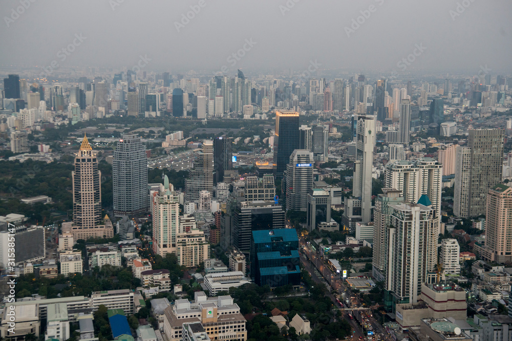 Fototapeta premium THAILAND BANGKOK SATHON SKYLINE
