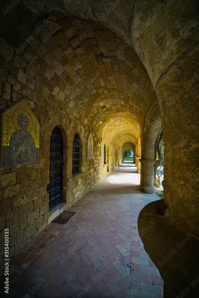 Altes byzantinisches Kloster Filérimos auf Rhodos	