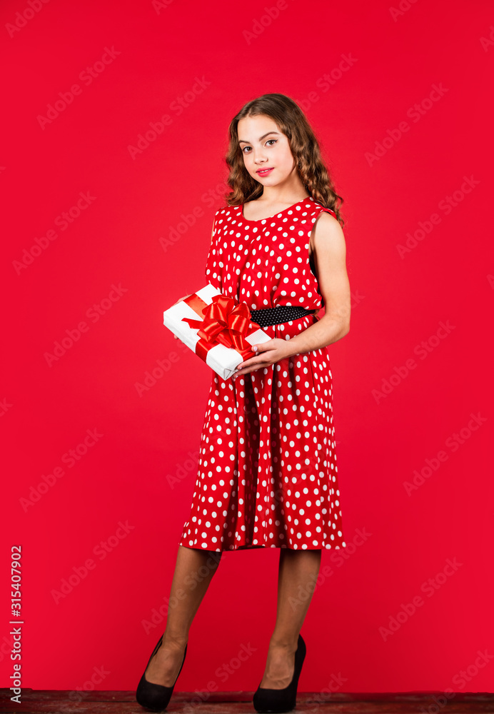 retro girl present box. happy valentines day. childrens day. birthday gift box. boxing day. christmas shopping sales. really nice purchase. surprise for pinup kid. retro party style retro girl present box. happy valentines day. childrens day. birthday gift box. boxing day. christmas shopping sales. really nice purchase. surprise for pinup kid. retro party style