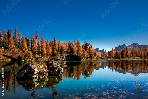 Lago d autunno