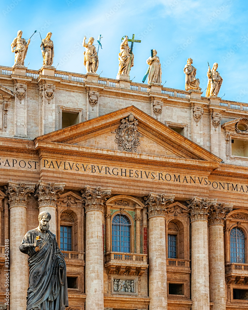Fototapeta premium Rome Saint Peters Cathedral Papal Balcony