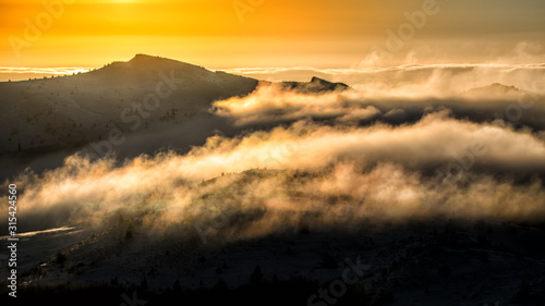 Fototapeta Naklejka Na Ścianę i Meble -  Stunning winter sunrise in the mountains. Carpathian Mountains. Bieszczady. Poland
