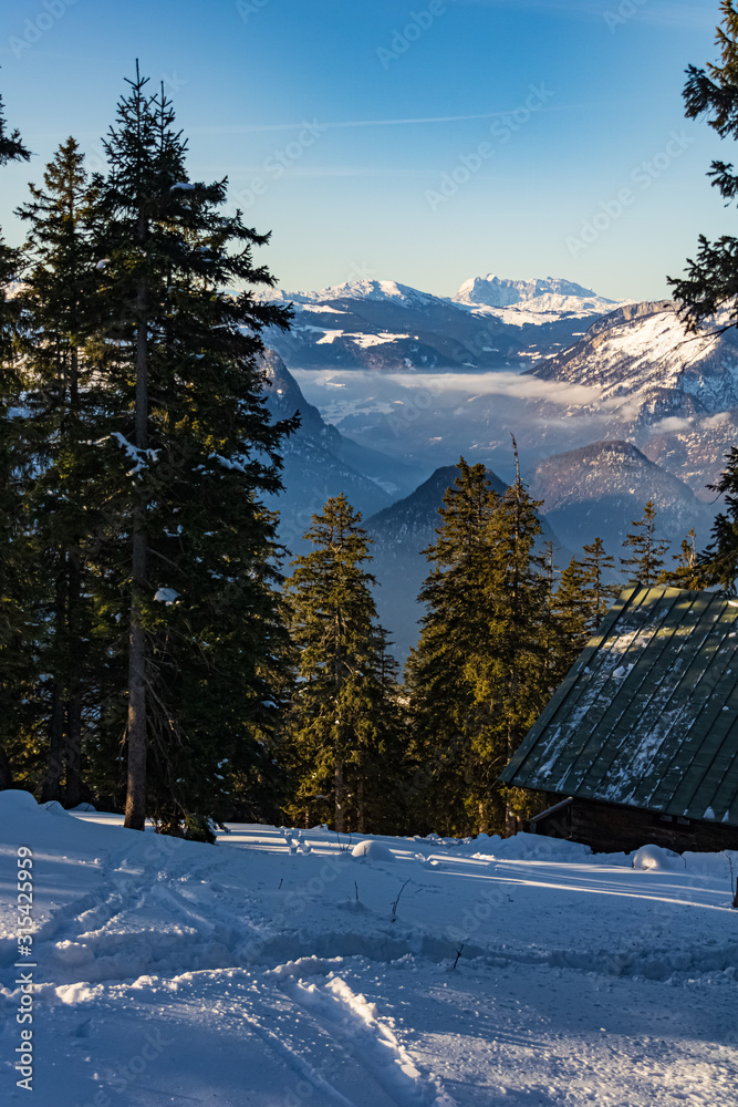 Fototapeta premium Beautiful winter landscape at the famous Predigtstuhl, Bad Reichenhall, Bavaria, Germany