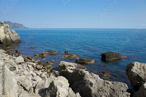 Obraz na płótnie The rocky coast of the Black Sea. Cape Alchak in Sudak, Crimea w salonie