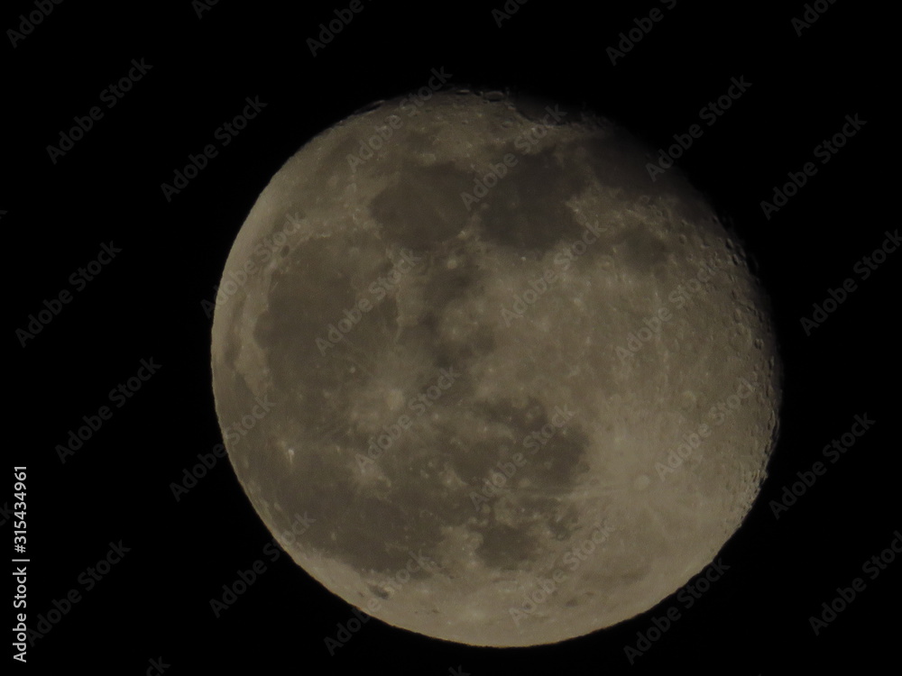 Obraz premium Moon With Clouds In The Night Sky. Concept of a spooky theme and mystery.
