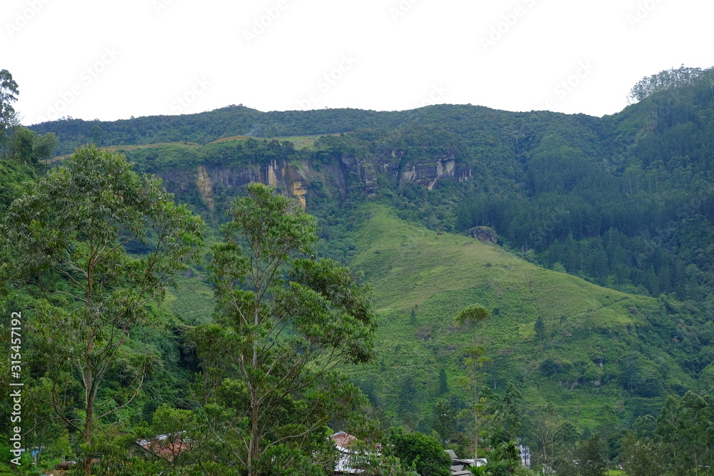 mountain views in Sri Lanka