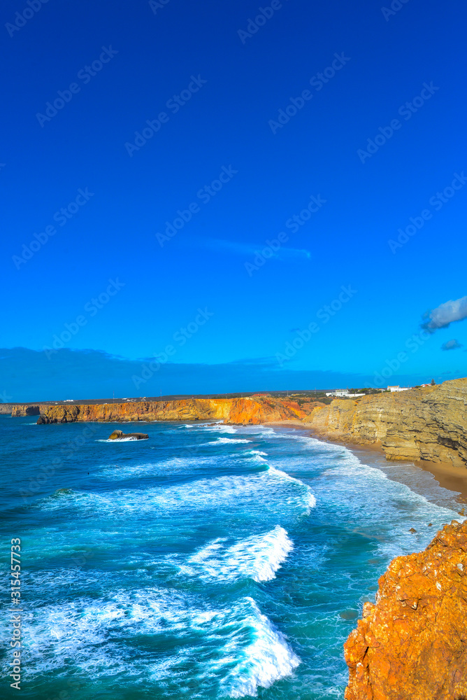 Naklejka premium Steilküste bei Cabo de São Vicente, Sagres-Algarve/Portugal