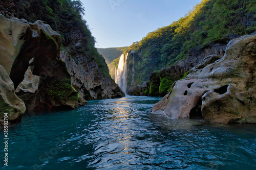 River and amazing crystalline blue water of Tamul waterfall in San Luis Potos    Mexico
