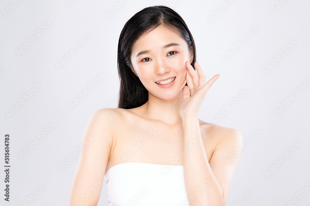 Portrait beautiful young asian woman clean fresh bare skin concept. Asian girl beauty face skincare and health wellness, Facial treatment, Perfect skin, Natural make up, on white background Portrait beautiful young asian woman clean fresh bare skin concept. Asian girl beauty face skincare and health wellness, Facial treatment, Perfect skin, Natural make up, on white background